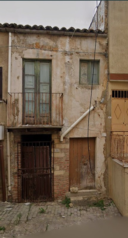 Casa indipendente via Ala